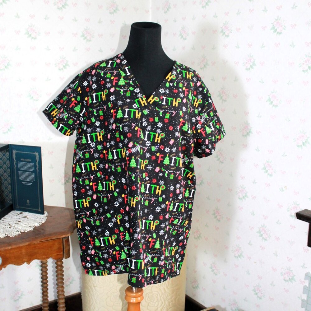 Cassandra O SPARKLY Festive Christmas Faith Scrubs Top, Large